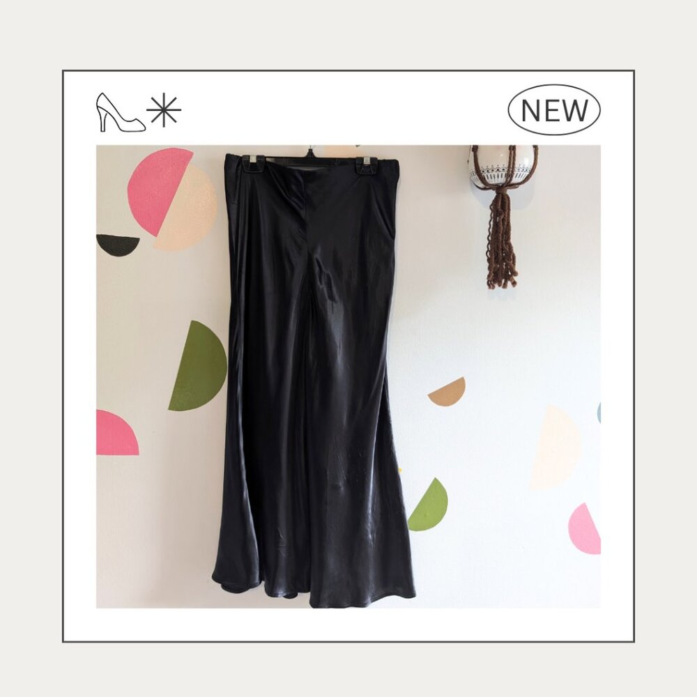 Midi Front Slit Skirt